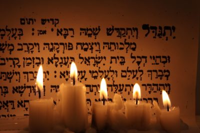 Sziván 20 – pénteken a holokauszt során meggyilkolt hittestvéreinkre emlékezünk