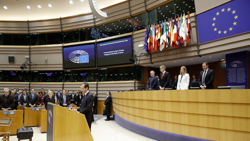 A holokauszt áldozataira emlékeztek az Európai Parlamentben