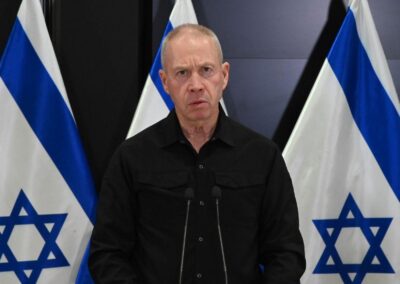 Joáv Galant a Gázai övezet elleni támadásra készítette fel az izraeli katonákat
