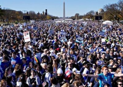 Washingtonban tízezrek gyűltek össze, hogy Izraelt biztosítsák támogatásukról