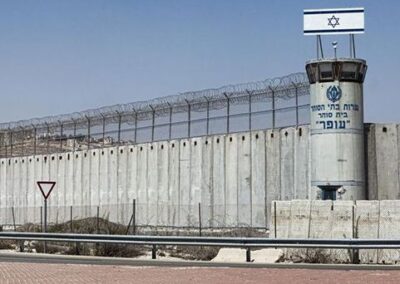 A háború kezdete óta túlzsúfolttá váltak az izraeli börtönök