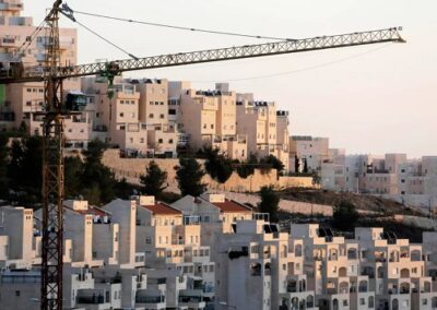 Több mint háromezer új telepeslakást engedélyeztek Izraelben