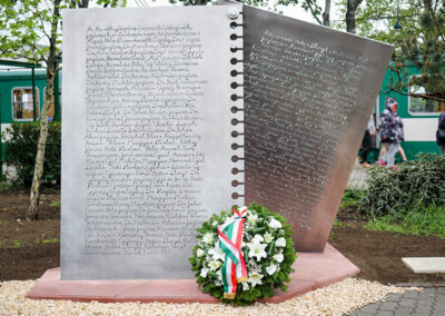 Felavatták a Horthyliget áldozatainak emlékművét