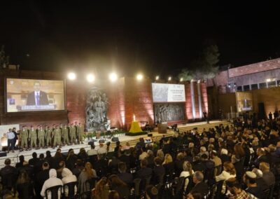 A Hamász elleni háború árnyékában nyitották meg az izraeli holokauszt emléknapot Jeruzsálemben