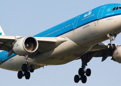 A KLM újraindítja az izraeli járatait