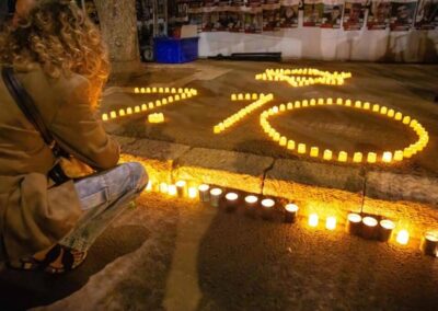 Civilek szervezésében emlékeztek meg a Hamász terrortámadásának második évfordulójáról Izrael-szerte