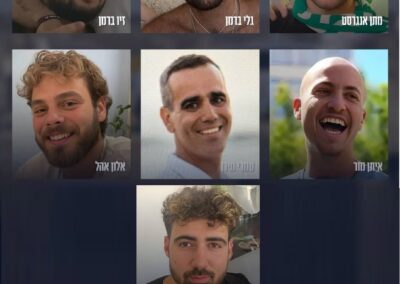 A Hamász átadta az első hét izraeli túszt a Nemzetközi Vöröskereszt képviselőinek