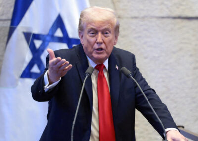 Trump szerint nincs veszélyben a gázai tűzszünet, Izraelnek joga van visszavágni