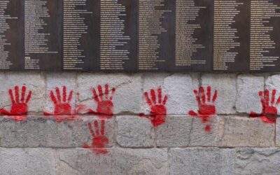 Kettő és négy év közötti börtönbüntetésre ítélték a párizsi holokauszt-emlékmúzeum megrongálóit