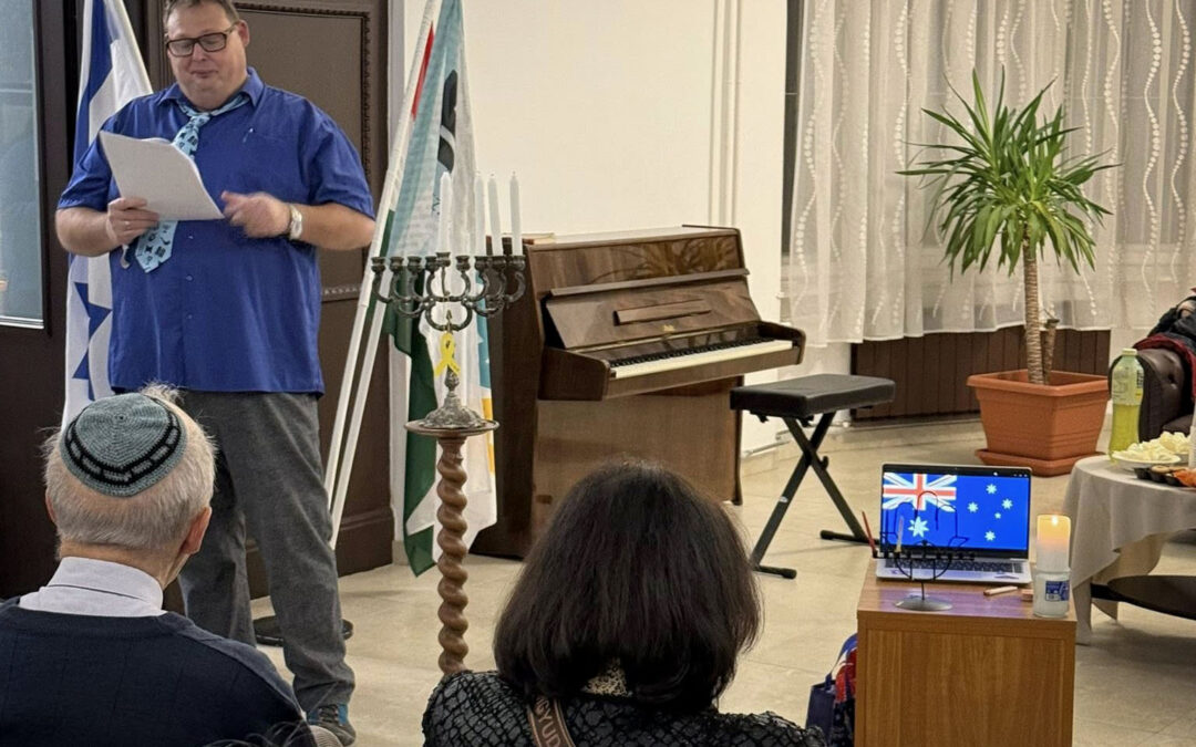 Holokauszt-túlélőkkel gyújtottak hanukai gyertyákat az Emema ünnepségén