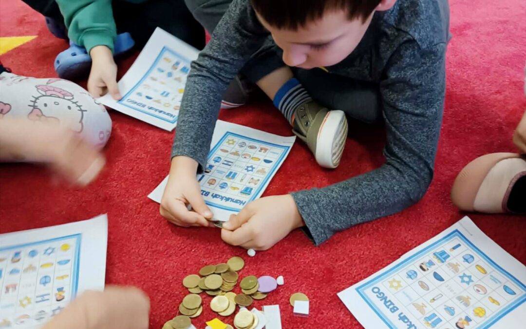 Egész héten beragyogta Hanuka fénye a BZSH Benjamin bölcsijét és ovit