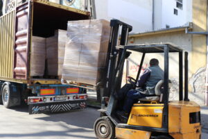 Megérkezett a BZSH raktárába a pészachi macesz